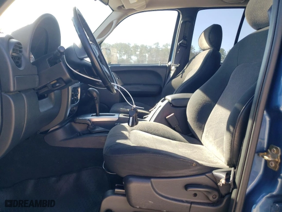 2004 Jeep Liberty Limited with VIN 1J4GL58K04W297888, listed as a Copart auction lot 46644735 with 197,653 mi miles and Salvage Title. Bid and sale history available at carsss.com. Image 7.