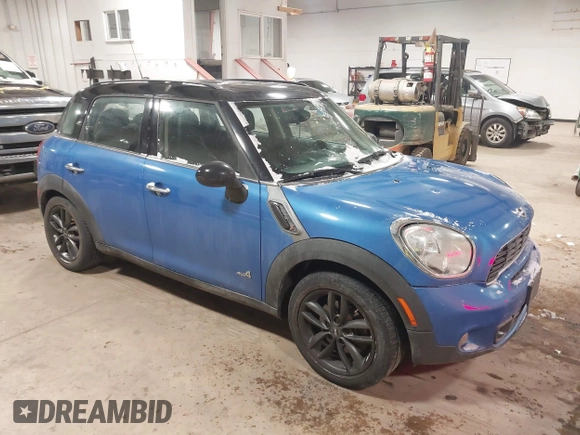 2013 MINI Countryman S ALL4 z VIN WMWZC5C59DWM16261, wystawiony jako IAAI lot #41563270 z przebiegiem 159 516 mil mil oraz . Historia ofert i sprzedaży dostępna na DreamBid. Obrazek 1.