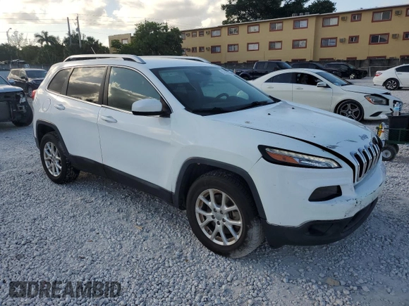 2015 Jeep Cherokee Latitude с VIN 1C4PJMCB2FW734628, выставлен на аукционе Copart как лот 57585295 с пробегом 82 268 миль миль и Списание • Salvage title. История ставок и продаж доступна на DreamBid. Изображение 4.