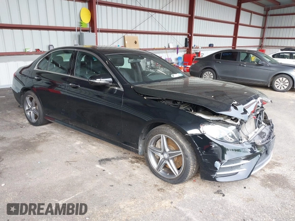 2017 Mercedes-Benz E 300 Luxury with VIN WDDZF4KB3HA084967, listed as a IAAI auction lot 42281964 with 77,270 mi miles and . Bid and sale history available at DreamBid. Image 1.