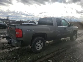 2009 Chevrolet Silverado 1500 Work Truck with VIN 1GCEK19C69Z214938, listed as a Copart auction lot 84457454 with 156,114 mi miles and Salvage Title. Bid and sale history available at carsss.com. Image 3.