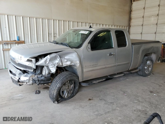 2012 Chevrolet Silverado 1500 LT with VIN 1GCRCSE09CZ149316, listed as a Copart auction lot 51172165 with 142,571 mi miles and Salvage Title. Bid and sale history available at carsss.com. Image 1.