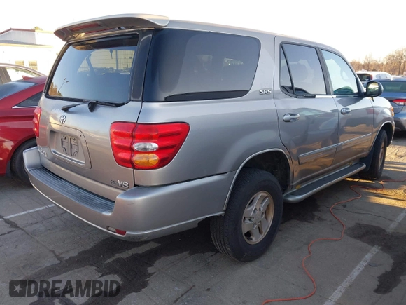 2002 Toyota Sequoia SR5 with VIN 5TDZT34A92S094303, listed as a IAAI auction lot 41739875 with 250,576 mi miles and . Bid and sale history available at carsss.com. Image 4.