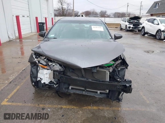 2017 Toyota Camry XLE z VIN 4T1BF1FK3HU374219, wystawiony jako IAAI lot #41502142 z przebiegiem 17 837 mil mil oraz . Historia ofert i sprzedaży dostępna na DreamBid. Obrazek 13.
