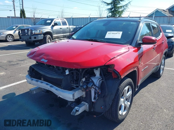2018 Jeep Compass Latitude with VIN 3C4NJDBB5JT127730, listed as a IAAI auction lot 41701871 with 136,544 mi miles. Bid and sale history available at carsss.com. Image 6.