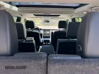 2017 Land Rover Discovery HSE with VIN SALRRBBV7HA045811, listed as a Copart auction lot 56986075 with 142,357 mi miles and Clean Title. Bid and sale history available at DreamBid. Image 9.