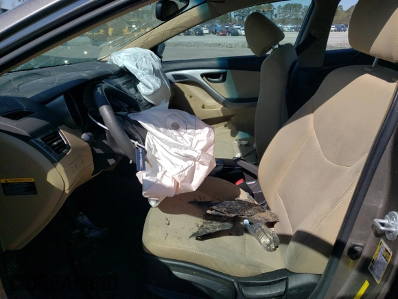 2013 Hyundai Elantra GLS z VIN 5NPDH4AE1DH256619, wystawiony jako Copart lot #50624295 z przebiegiem 99 006 mil mil oraz Szkoda całkowita • Salvage title. Historia ofert i sprzedaży dostępna na DreamBid. Obrazek 7.