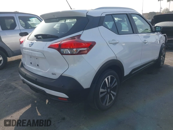 2020 Nissan Kicks SR with VIN 3N1CP5DV2LL509495, listed as a IAAI auction lot 41208887 with 35,722 mi miles. Bid and sale history available at carsss.com. Image 4.
