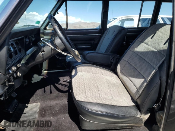 1976 Jeep Grand Wagoneer с VIN J6A15MZ101311, выставлен на аукционе Copart как лот 72651174 с пробегом 21 074 миль миль и Списание • Salvage title. История ставок и продаж доступна на DreamBid. Изображение 7.