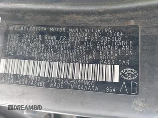 2005 Toyota Matrix STD with VIN 2T1KR32E05C399465, listed as a IAAI auction lot 42084140 with 147,281 mi miles. Bid and sale history available at carsss.com. Image 9.