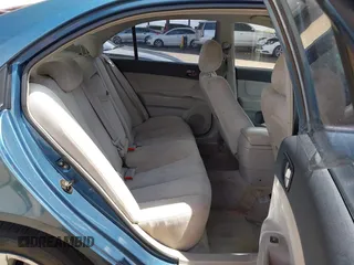 2007 Hyundai Sonata GLS with VIN 5NPET46C17H235185, listed as a IAAI auction lot 42079476 with 184,914 mi miles and . Bid and sale history available at DreamBid. Image 8.