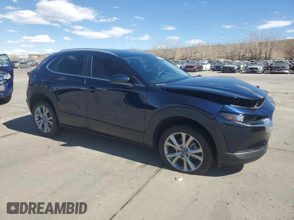 2023 Mazda CX-30 S Carbon Edition z VIN 3MVDMBCM3PM554378, wystawiony jako Copart lot #50558075 z przebiegiem 26 658 mil mil oraz Szkoda całkowita • Salvage title. Historia ofert i sprzedaży dostępna na DreamBid. Obrazek 4.