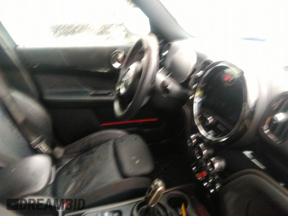 2022 MINI Countryman Cooper S with VIN WMZ83BR06N3N39575, listed as a IAAI auction lot 41477701 with 33,435 mi miles and . Bid and sale history available at DreamBid. Image 5.