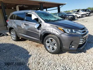 2018 Toyota Highlander Limited z VIN 5TDYZRFH1JS255314, wystawiony jako Copart lot #52329655 z przebiegiem 84 037 mil mil oraz Szkoda całkowita • Salvage title. Historia ofert i sprzedaży dostępna na DreamBid. Obrazek 4.