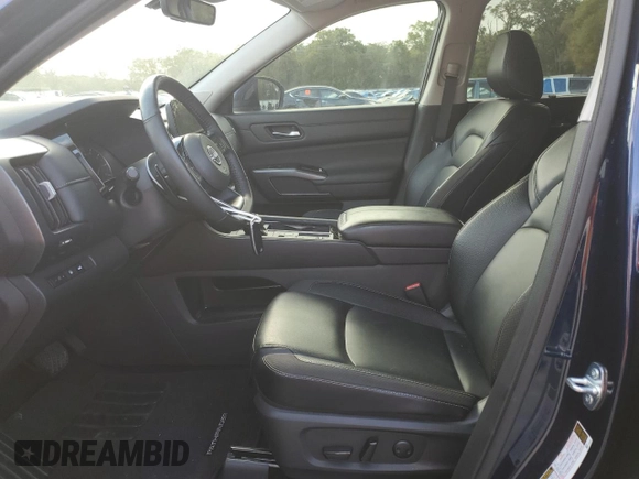2024 Nissan Pathfinder SL with VIN 5N1DR3CB7RC243155, listed as a Copart auction lot 49779345 with 31,002 mi miles and Salvage title. Bid and sale history available at DreamBid. Image 7.