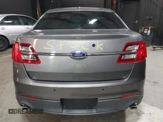 2015 Ford Police Interceptor z VIN 1FAHP2MK4FG119536, wystawiony jako IAAI lot #41635340 z przebiegiem 165 322 mil mil oraz . Historia ofert i sprzedaży dostępna na DreamBid. Obrazek 17.