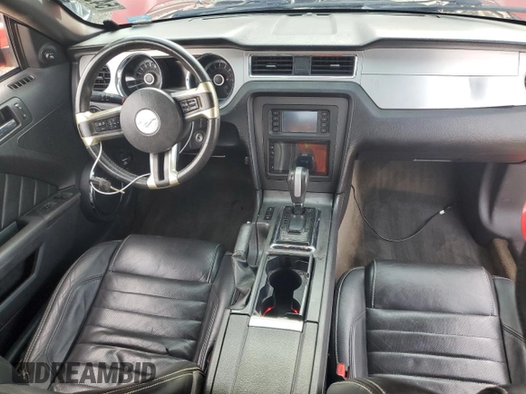2013 Ford Mustang V6 with VIN 1ZVBP8EM0D5265005, listed as a Copart auction lot 54985425 with 128,964 mi miles and Salvage title. Bid and sale history available at DreamBid. Image 8.
