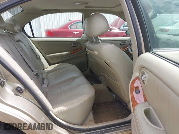 2002 Infiniti I35 Luxury with VIN JNKDA31A52T001605, listed as a IAAI auction lot 42154422 with 235,988 mi miles and . Bid and sale history available at DreamBid. Image 8.