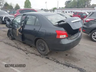 2007 Toyota Yaris with VIN JTDBT903571140435, listed as a IAAI auction lot 41947998 with 259,492 mi miles and . Bid and sale history available at DreamBid. Image 3.