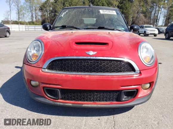 2013 MINI Convertible S с VIN WMWZP3C50DT297607, выставлен на аукционе Copart как лот 50459635 с пробегом 171 004 миль миль и Чистый • Clean title. История ставок и продаж доступна на DreamBid. Изображение 5.