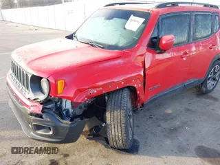 2015 Jeep Renegade Latitude with VIN ZACCJABT6FPB23098, listed as a IAAI auction lot 41538866 with 111,107 mi miles. Bid and sale history available at carsss.com. Image 6.