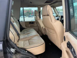2003 Land Rover Discovery SE z VIN SALTW16443A810170, wystawiony jako Copart lot #61057015 z przebiegiem 149 678 mil mil oraz Czysty tytuł • Clean title. Historia ofert i sprzedaży dostępna na DreamBid. Obrazek 6.