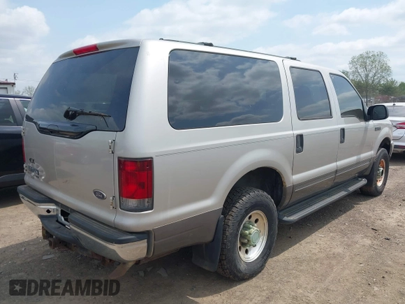 2003 Ford Excursion Special Serv with VIN 1FMNU41L43EB30294, listed as a IAAI auction lot 42139463 with 218,535 mi miles and . Bid and sale history available at DreamBid. Image 4.