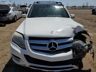 2015 Mercedes-Benz GLK 250 with VIN WDCGG0EB2FG402004, listed as a Copart auction lot 63126493 with 130,821 mi miles and . Bid and sale history available at DreamBid. Image 5.