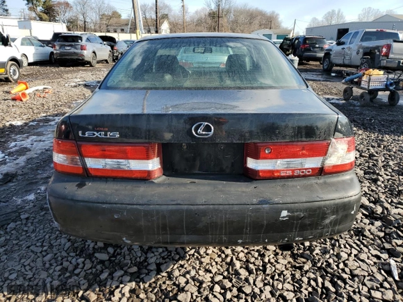 2000 Lexus ES 300 with VIN JT8BF28GXY5088721, listed as a Copart auction lot 42159095 with 208,970 mi miles and Salvage Title. Bid and sale history available at carsss.com. Image 6.