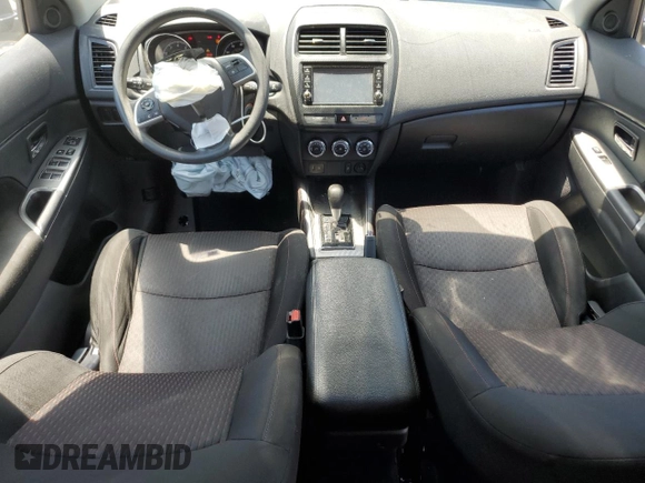 2019 Mitsubishi Outlander ES with VIN JA4AP3AU4KU034077, listed as a Copart auction lot 57586075 with 49,375 mi miles and Salvage title. Bid and sale history available at DreamBid. Image 8.