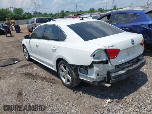 2015 Volkswagen Passat Wolfsburg Edition with VIN 1VWAT7A37FC112814, listed as a IAAI auction lot 42607166 with 123,429 mi miles and . Bid and sale history available at DreamBid. Image 3.