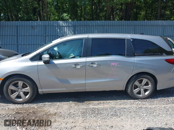 2019 Honda Odyssey EX with VIN 5FNRL6H54KB034206, listed as a IAAI auction lot 40200887 with 63,624 mi miles. Bid and sale history available at carsss.com. Image 14.