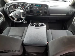 2009 GMC Sierra 1500 with VIN 3GTEC233X9G154562, listed as a Copart auction lot 49343825 with 200,986 mi miles and Salvage Title. Bid and sale history available at DreamBid. Image 8.
