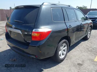 2008 Toyota Highlander z VIN JTEES41A082058636, wystawiony jako IAAI lot #42347222 z przebiegiem Nie podano mil oraz . Historia ofert i sprzedaży dostępna na DreamBid. Obrazek 4.