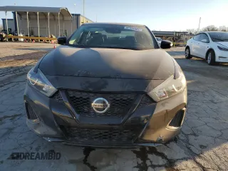 2017 Nissan Maxima SV z VIN 1N4AA6AP6HC413279, wystawiony jako Copart lot #47372425 z przebiegiem 88 837 mil mil oraz Szkoda całkowita • Salvage title. Historia ofert i sprzedaży dostępna na DreamBid. Obrazek 5.