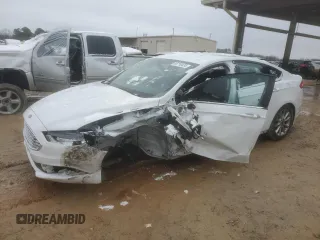 2017 Ford Fusion SE with VIN 3FA6P0HDXHR311384, listed as a Copart auction lot 45710435 with 117,200 mi miles and Salvage Title. Bid and sale history available at carsss.com. Image 1.