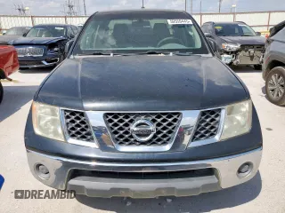 2007 Nissan Frontier SE z VIN 1N6AD09U07C455080, wystawiony jako Copart lot #50559445 z przebiegiem 134 728 mil mil oraz Czysty tytuł • Clean title. Historia ofert i sprzedaży dostępna na DreamBid. Obrazek 5.