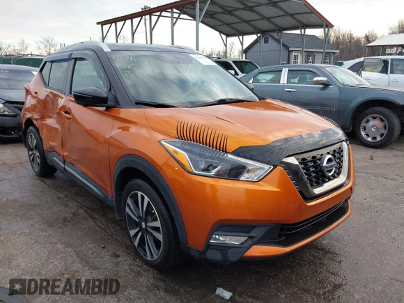 2019 Nissan Kicks S with VIN 3N1CP5CU6KL559887, listed as a IAAI auction lot 41491252 with 69,357 mi miles and . Bid and sale history available at carsss.com. Image 1.