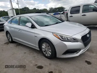 2016 Hyundai Sonata Hybrid SE with VIN KMHE24L18GA025739, listed as a Copart auction lot 64456913 with 97,835 mi miles. Bid and sale history available at carsss.com. Image 4.