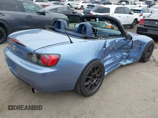2003 Honda S2000 z VIN JHMAP11423T006018, wystawiony jako IAAI lot #42057260 z przebiegiem 117 340 mil mil oraz . Historia ofert i sprzedaży dostępna na DreamBid. Obrazek 4.