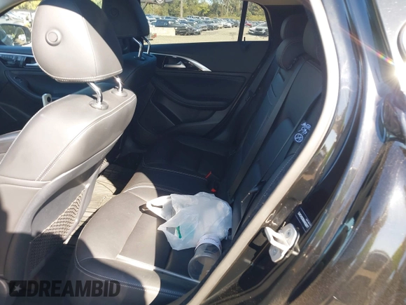 2017 Infiniti QX30 Luxury with VIN SJKCH5CR8HA032677, listed as a IAAI auction lot 40474574 with 75,902 mi miles. Bid and sale history available at carsss.com. Image 8.