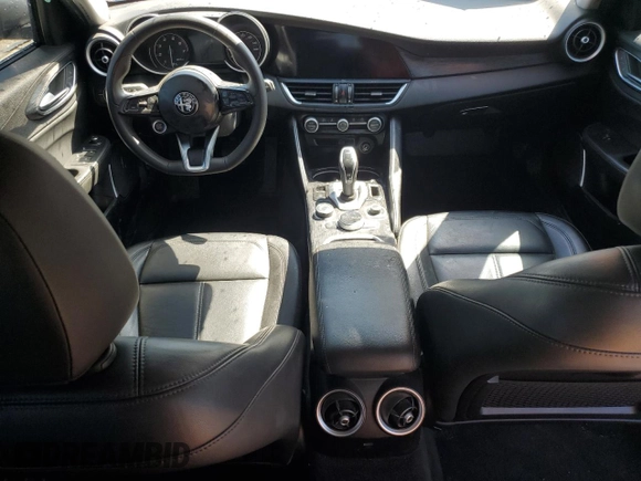 2020 Alfa Romeo Giulia with VIN ZARFAMAN4L7636429, listed as a Copart auction lot 52207245 with 40,677 mi miles and Clean Title. Bid and sale history available at carsss.com. Image 8.