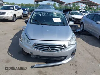 2019 Mitsubishi Mirage ES z VIN ML32F3FJ7KHF03852, wystawiony jako IAAI lot #42161220 z przebiegiem 145 909 mil mil oraz . Historia ofert i sprzedaży dostępna na DreamBid. Obrazek 6.