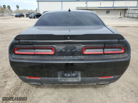 2022 Dodge Challenger GT with VIN 2C3CDZJG6NH117736, listed as a Copart auction lot 43526825 with 39,011 mi miles and Clean Title. Bid and sale history available at carsss.com. Image 6.