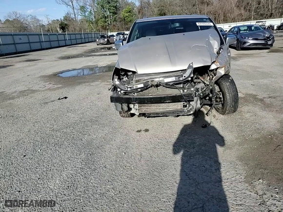 2015 Chrysler Town & Country Touring-L with VIN 2C4RC1CG0FR525054, listed as a Copart auction lot 47795535 with 157,449 mi miles and Salvage Title. Bid and sale history available at carsss.com. Image 12.