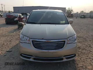 2016 Chrysler Town & Country Touring with VIN 2C4RC1BG2GR247034, listed as a Copart auction lot 70764594 with 112,998 mi miles and Non Repairable. Bid and sale history available at DreamBid. Image 5.
