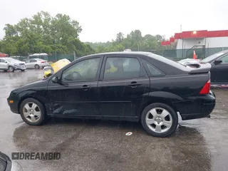 2005 Ford Focus S with VIN 1FAHP34N55W199644, listed as a IAAI auction lot 42351890 with 179,365 mi miles and . Bid and sale history available at DreamBid. Image 14.