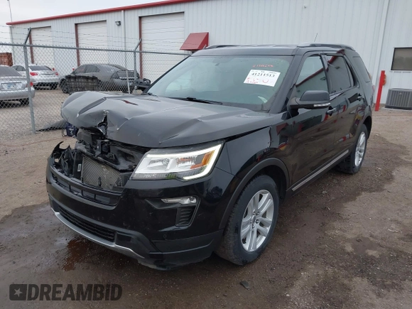 2018 Ford Explorer XLT z VIN 1FM5K7D8XJGA19202, wystawiony jako IAAI lot #41211513 z przebiegiem 120 407 mil mil oraz . Historia ofert i sprzedaży dostępna na DreamBid. Obrazek 17.
