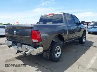 2016 Ram 1500 Big Horn z VIN 3C6RR7LT0GG169525, wystawiony jako IAAI lot #42073312 z przebiegiem 116 965 mil mil oraz . Historia ofert i sprzedaży dostępna na DreamBid. Obrazek 4.