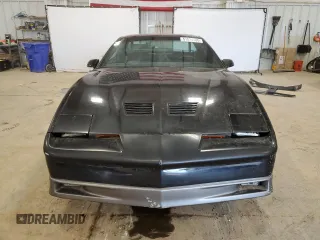 1985 Pontiac Firebird Trans Am with VIN 1G2FW87H0FL653359, listed as a Copart auction lot 51024685 with 57,695 mi miles and Clean Title. Bid and sale history available at carsss.com. Image 5.